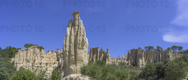 Sandstone rock Les Orgues Ille-sur-Têt, Centre Ville Nord-Ouest, Département Pyrénées-Oriental, France