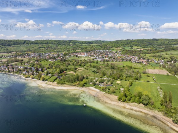 Aerial view of Lake Rhine, Untersee, Lake Constance with the lido and the village of Öhningen on the Höri peninsula, Canton Thurgau, Switzerland