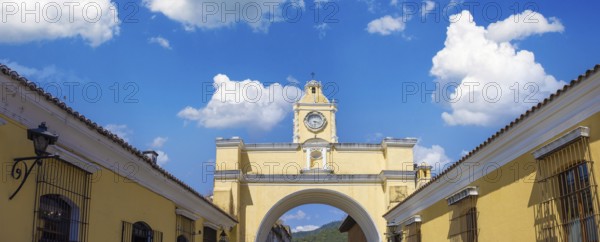 Guatemala, Santa Catalina arch in Antigua in historic city center Barrio Historico