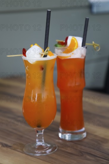 Rübli Restaurant, Restaurant, Bar, Dining restaurant, Swabian cuisine, Food and drink, Fruit, Non-alcoholic cocktails, Tubes, Straws, Marshmallow, Sparkling sugar, Freiberg am Neckar, Baden-Württemberg, Germany