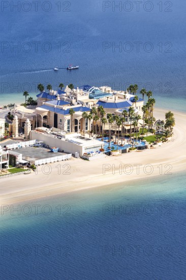 Luxury villas for sale on The Palm Jumeirah man-made island with beach in Dubai, United Arab Emirates