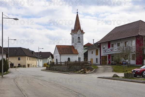 Village view, village church of Unterweitersdorf, Mühlviertel, Upper Austria, Austria