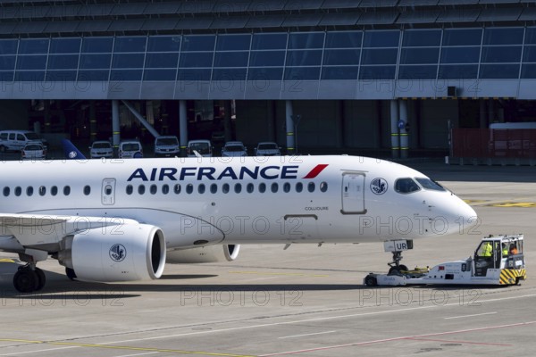 Aircraft Air France, Airbus A220-300, F-HZUR