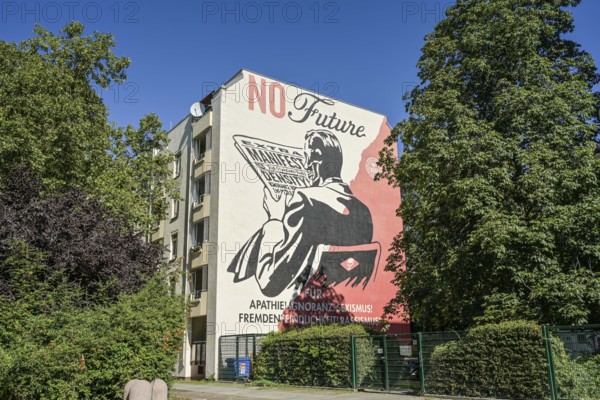 Mural entitled NO Future by Shepard Fairey aka Obey Giant, Schwerinstraße, Schöneberg, Tempelhof-Schöneberg, Berlin, Germany