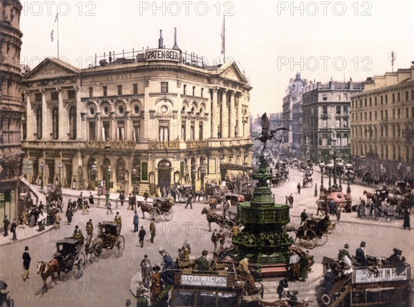 Piccadilly circus, crossroads and a public square in London's West End, ca 1895, England, Historical, digitally restored reproduction from a 19th century original, crossroads and a public square in London's West End, Historical, digitally restored reproduction from a 19th century original