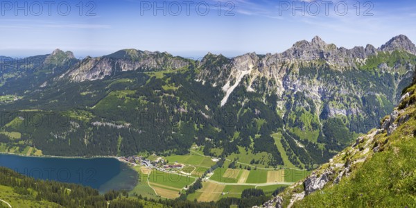 Mountain panorama from the Krinnenspitze, 2000m, to Haldensee, Aggenstein, 1986m, Friedberger Klettersteig, Rote Flüh, 2108m, Gimpel, 2173m and Köllenspitze, 2238m, Tannheimer Berge, Allgäu Alps, Tyrol, Austria