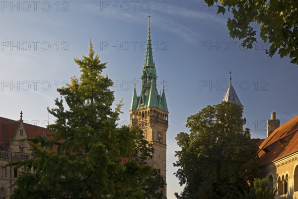 Town hall, old building in neo-Gothic style with a tower of Dankwarderode Castle, Braunschweig, Lower Saxony, Germany