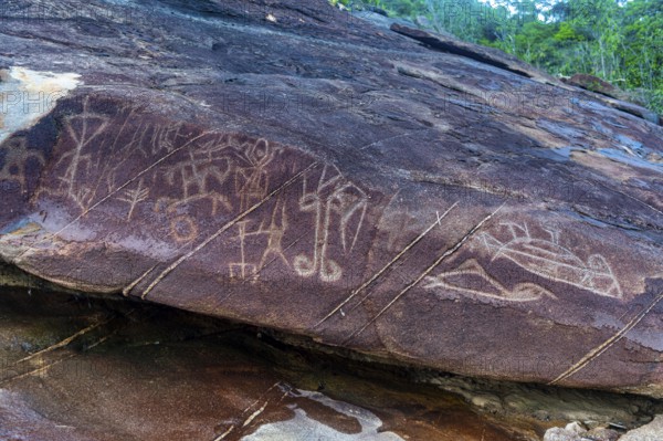 Petrogyphs, Cerros de Mavecure, Eastern Colombia
