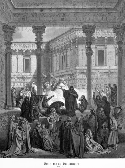 Daniel, Bible, chapter 14, verse 7, Daniel and the priests of Baal, Götze Bel, idolatry, worship, sacrifice, food, temple, crowd, Persian king Cyrus, god of clay and bronze, steel engraving Doré, Old Testament, historical illustration 1885
