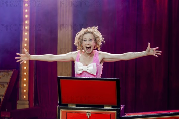 Artists at the 21st Original Roncalli Christmas Circus Berlin in Berlin's Tempodrom on 19.12.2025