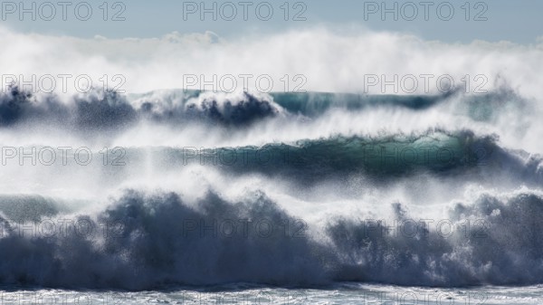 Waves on the ocean off Madeira, Jardim do Mar, Madeira, Portugal