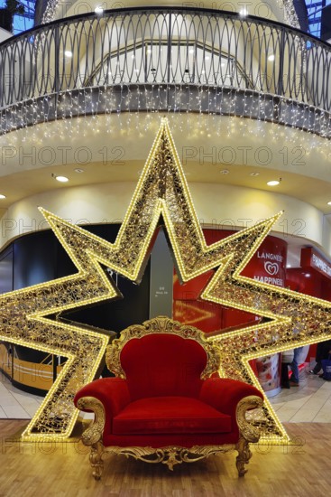 Christmas decorations in the Thier Gallerie shopping centre, Dortmund, Ruhr area, North Rhine-Westphalia, Germany