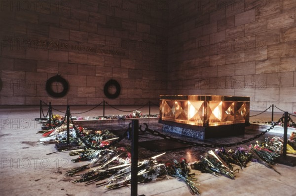 Historic photo of the Neue Wache with Eternal Flame by Lothar Kwasnitza, Berlin 1990, Berlin, Germany