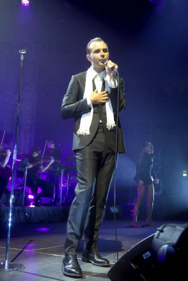 Theo Hutchcraft (singer) from HURTS live on 15 Years of Happiness Tour at Tempodrom Berlin on 24/05/2025
