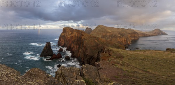 Sunset, rainbow at sea, volcanic peninsula, Ponta de São Lourenço, Ponta de Sao Lourenco, rocky coast, Punta de San Lorenzo, Madeira, Portugal