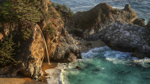 Julia Pfeiffer Burns State, waterfall, rocks, Atlantic Ocean, coast, California, North America, USA, California, USA