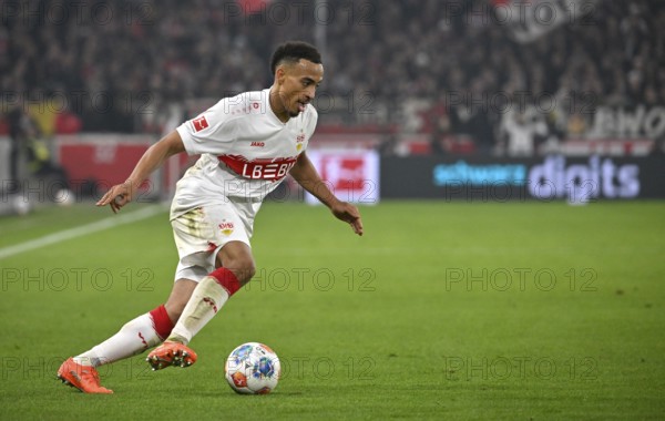 Jamie Leweling VfB Stuttgart (18) dynamic action on the ball MHPArena, MHP Arena Stuttgart, Baden-Württemberg, Germany