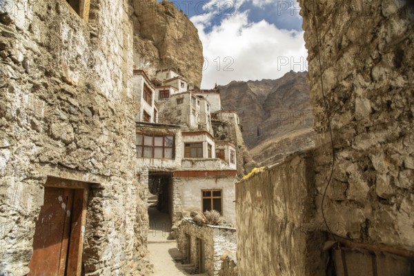 Explore the rugged beauty of Phugtal Monastery in Ladakh, India. This ancient Buddhist sanctuary is carved into the cliffside, offering a serene and spiritual retreat