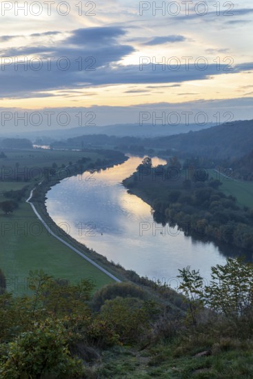 Morning atmosphere on the Boselspitze with a view of the Elbe Valley at sunrise, Sörnewitz, Coswig, Saxony, Germany