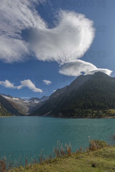 Schlegeisspeicher (1782m), glacier at Schlegeiskees, blue sky, cloud formation, Zillertal Alps, Tyrol, Austria