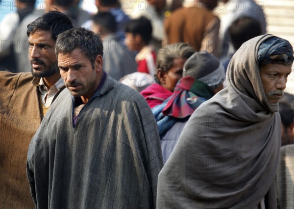 New Delhi, India, 15.01.10 - market scene, market workers, India