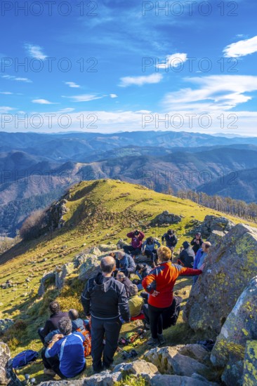 Monte Adarra, Gipuzkoa Spain », February 16, 2020: A group of hikers above Mount Adarra