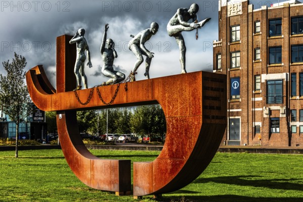 Slavernijmonument, slavery memorial commemorates the city's role in the transatlantic slave trade and was inaugurated in 2013 to mark the 150th anniversary of the abolition of slavery in the Dutch colonies, Lloydkade, Rotterdam, the Netherlands
