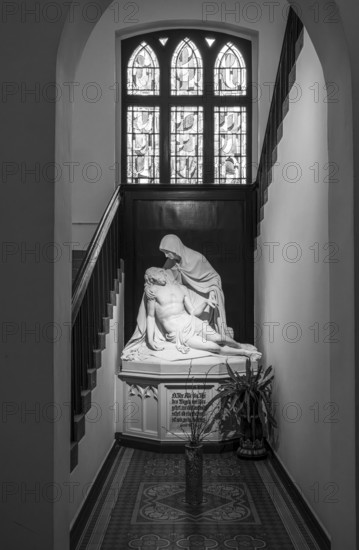 Black and white photograph, detail photo, staircase in the Sankt Hedwig Klinikum, Große Hamburger Straße, Berlin, Germany