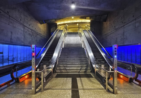 Stadtbahnstation Rathaus Süd, column-free subway station with a reinforced concrete folding ceiling, Bochum, Ruhr area, North Rhine-Westphalia, Germany