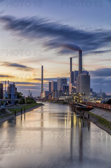Großkraftwerk Mannheim AG, hard coal-fired power plant, energy, electricity, power station, plant, technology, evening sky, Mannheim harbour, Mannheim, Baden-Württemberg, Federal Republic of Germany