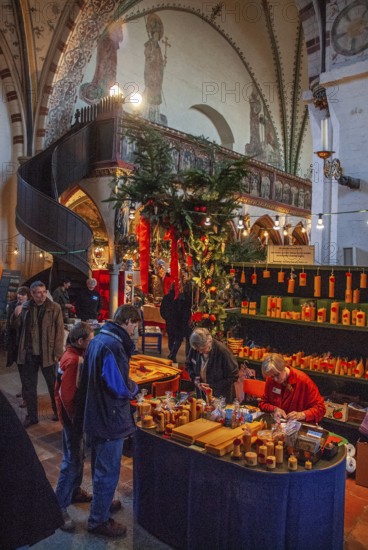 Crafts in the Heiligen Geist Hospital at the Christmas market in Lübeck, Schleswig-Holstein, Germany