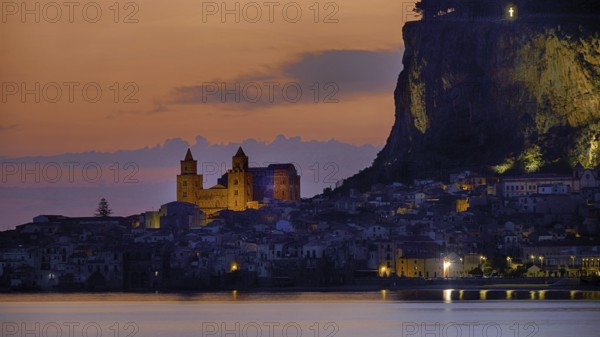 Otalia, Sicily, View of Cefalu, Cefalu, Sicily, Italy