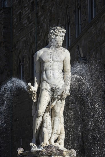 Neptune Fountain, monument, Neptune, sculpture, culture, history, travel, tourism, Piazza della Signoria, Florence, Italy