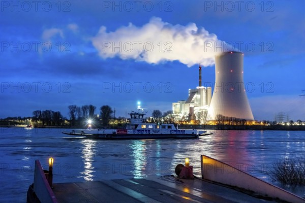Cooling tower of the Duisburg-Walsum coal-fired power plant, operated by STEAG and EVN AG, 181 meters high, power plant block 10, water vapor cloud, on the site of the former Walsum coal mine, Duisburg, Rhine, Rhine ferries between Duisburg-Walsum and Rheinberg-Orsoy on the Lower Rhine, North Rhine-Westphalia, Germany