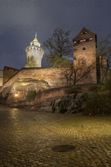 Imperial Castle, Blue Hour, Nuremberg, Middle Franconia, Franconia, Bavaria, Germany