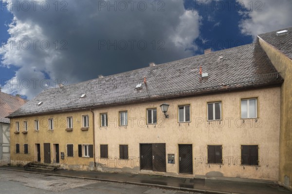 Historic, vacant residential buildings with eight apartments, built in the 16th century, Zeltnerplatz 4 and 6, Lauf an der Pegnitz, Middle Franconia, Bavaria, Germany