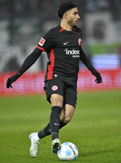 Omar Marmoush Eintracht Frankfurt SGE (07) Action on the ball Voith-Arena, Heidenheim, Baden-Württemberg, Germany
