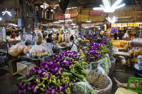 Pak Khlong Talat, flower market, Bangkok, Thailand