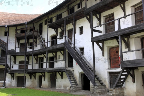 Fortified church of Tartlau, Prejmer, over 270 chambers on four floors are built into the interior of the castle walls, which served as a refuge and storage space for the villagers during sieges, one of the best-preserved fortified churches in Transylvania, Romania
