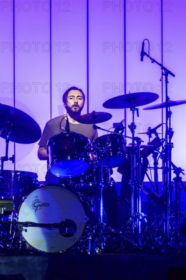 Nicholas Nic Collins, drummer of Mike and the Mechanics live on Looking Back - Living The Years 2025 Tour at the Tempodrom in Berlin on 04.05.2025