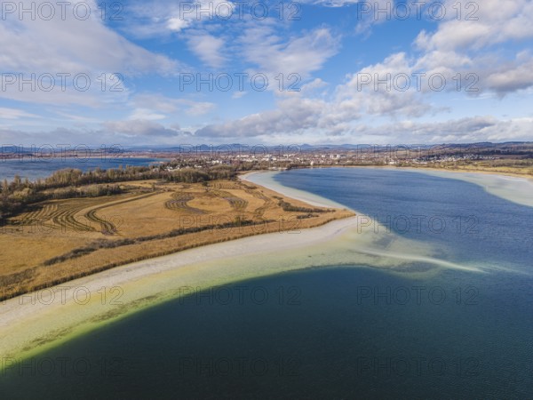 Aerial view of the Mettnau peninsula near Radolfzell on Lake Constance at low tide, the Hegauberge Mountains on the horizon, district of Konstanz, Baden-Württemberg, Germany