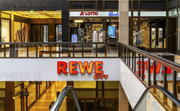 Interior design commercial property, partially vacant Shopping Quartier 205 in Friedrichstrasse and Mohrenstrasse, Berlin, Germany