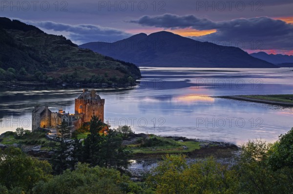 Castle Eilean Donan in Scotland, Loch Duich, Western Highlands, Western Highlands, Scotland, United Kingdom
