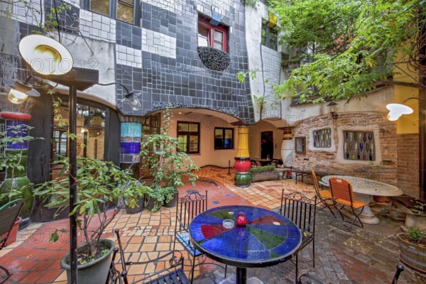 Kunsthaus Hundertwasser courtyard Vienna Austria