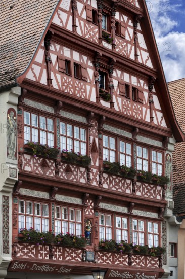 German House, current façade late Renaissance built in 1593/94, originally built in 1440 as Drechsel Haus, Weinmarkt 3, Dinkelsbühl, Bavaria, Germany