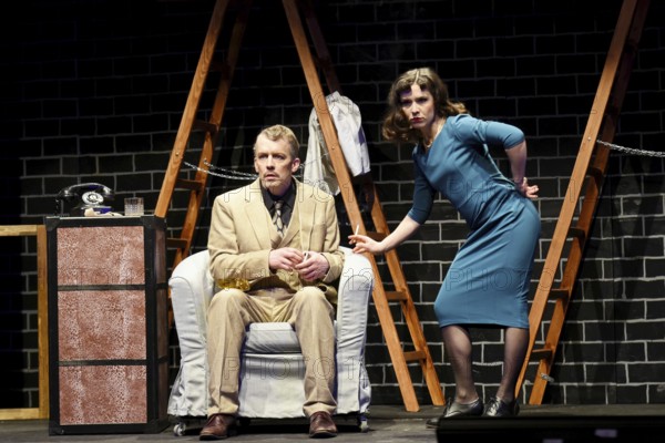 Johannes Kalle shepherd and Mascha Stummer, The 39 Steps, photo sample of the crime comedy on 18.03.2026, premiere at the Berliner Kriminaltheater, Berlin, 02.04.2026