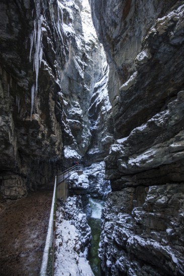 Winter, snowy landscape, icicles, river Breitach and hiking trail through the Breitachklamm gorge near Oberstdorf, Oberallgäu, Allgäu, Bavaria, Germany