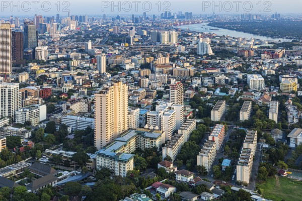 Over the rooftops of Bangkok, view from the Moon Bar on the roof terrace of the Banyan Tree Hotel, Sathon, Bangkok, Thailand's metropolis, Thailand