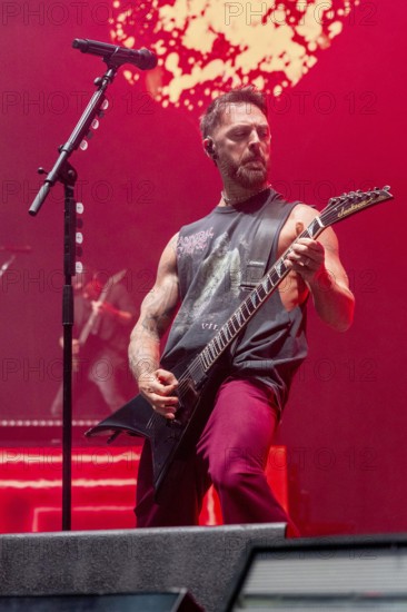 BULLET FOR MY VALENTINE, Metal Band, GB, Matthew Tuck, Singer, Guitarist, The Poisoned Ascendancy EU Tour 2025 Celebrating the 20th Anniversary of the Iconic Albums, Concert, 14.02.2025, Max-Schmeling-Halle, Berlin, Germany < english> BULLET FOR MY VALENTINE, Metal Band, GB, performing, February 14th, 2025, Max-Schmeling-Halle, Berlin, Germany