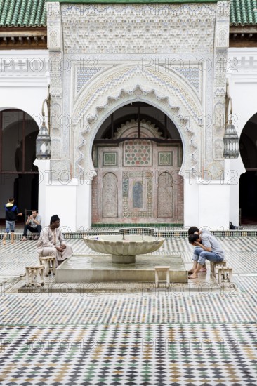 Courtyard of the Medersa Attarine Koran School, Fez El Bali, Medina, UNESCO World Heritage Site, Fez, Morocco